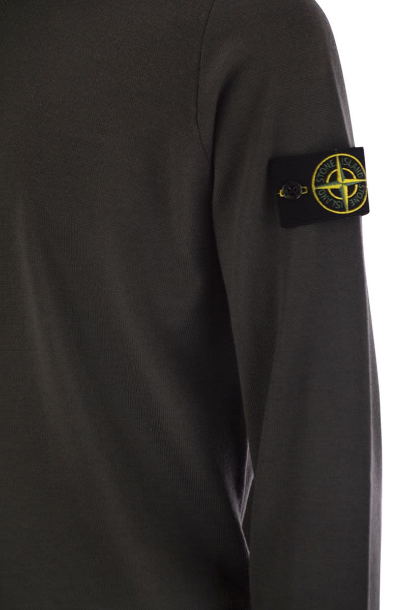 CREW NECK SWEATER WITH COMPASS BADGE Stone Island