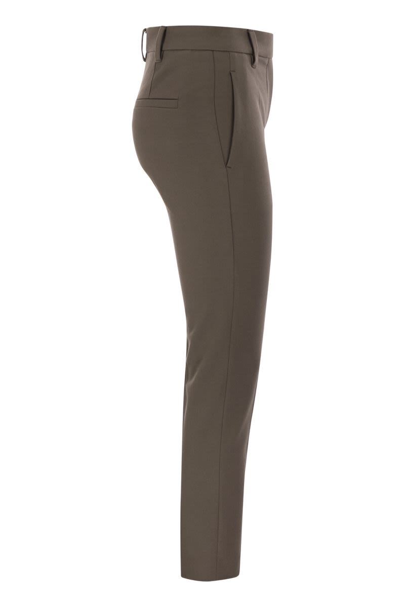 CIGARETTE TROUSERS IN STRETCH COTTON Brunello Cucinelli