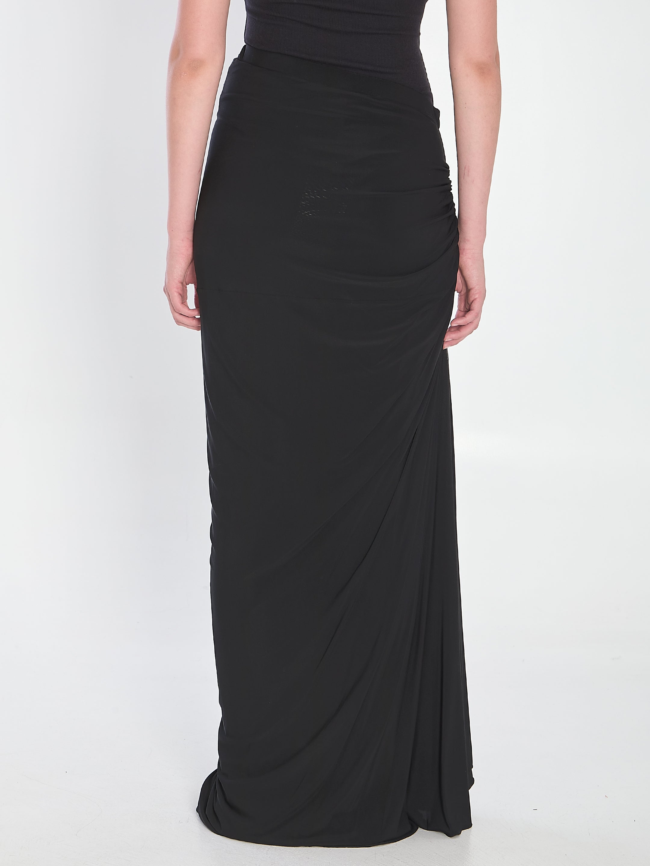 alaia maxi dress Alaa Knit Sleeveless jersey thats gathered at the halter neckline and has sweeping back panels. Alaia Maxi Dress, FR40-S/M -