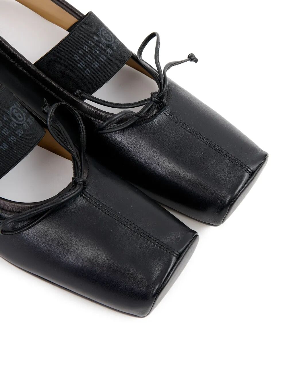 BLACK LEATHER FLATS MM6 MAISON MARGIELA