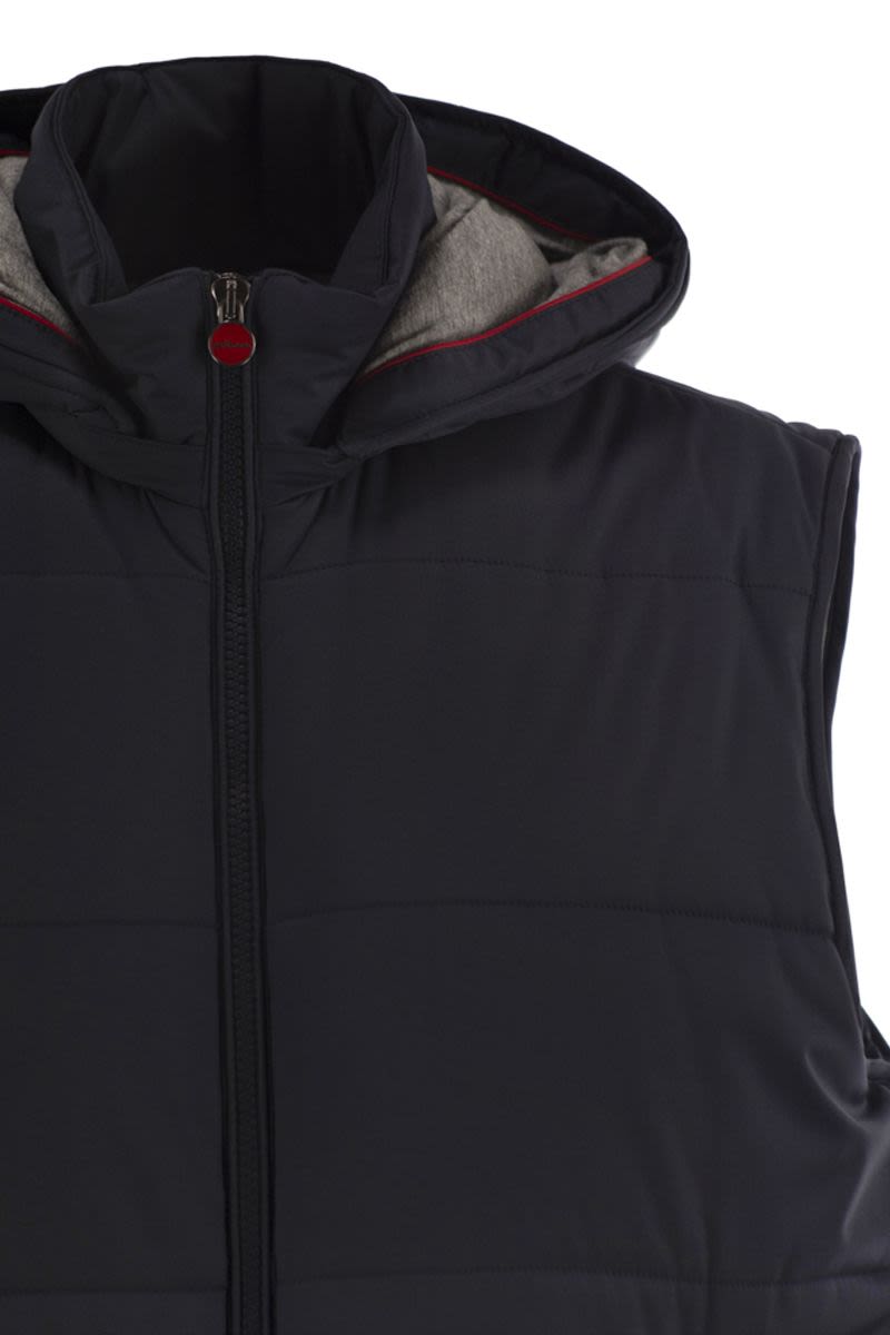HOODED SLEEVELESS JACKET Kiton