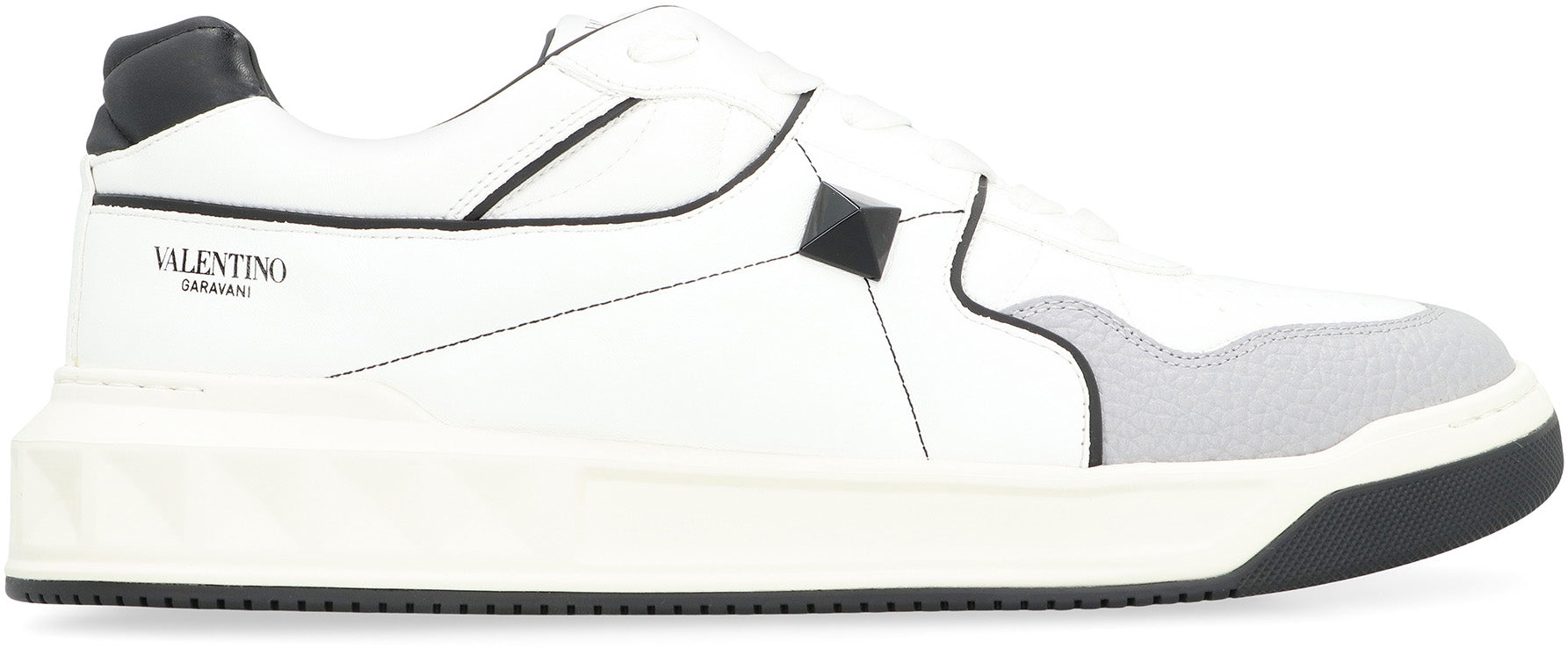 ONE STUD LOW-TOP SNEAKERS Valentino Garavani
