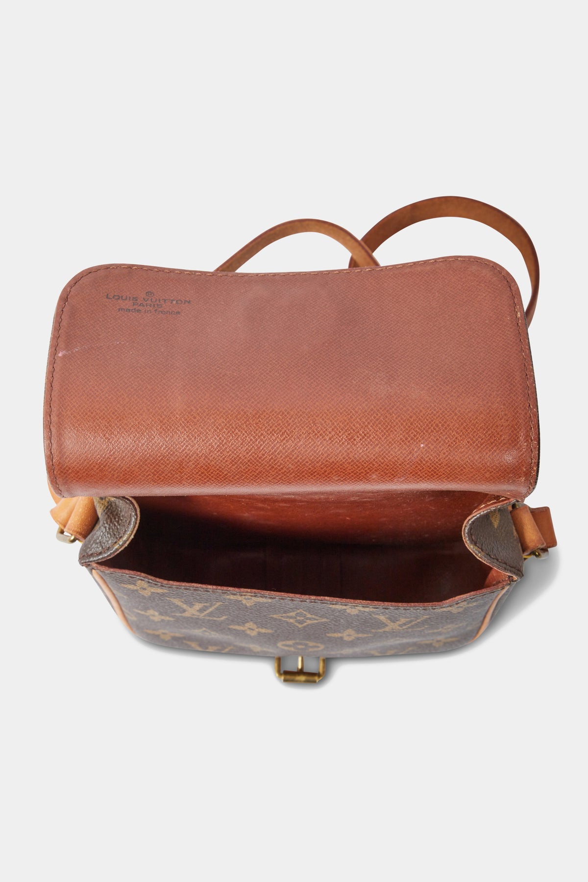 Louis Vuitton Cartouchiere MM Cross Body Bag. Perfect Spring Bag