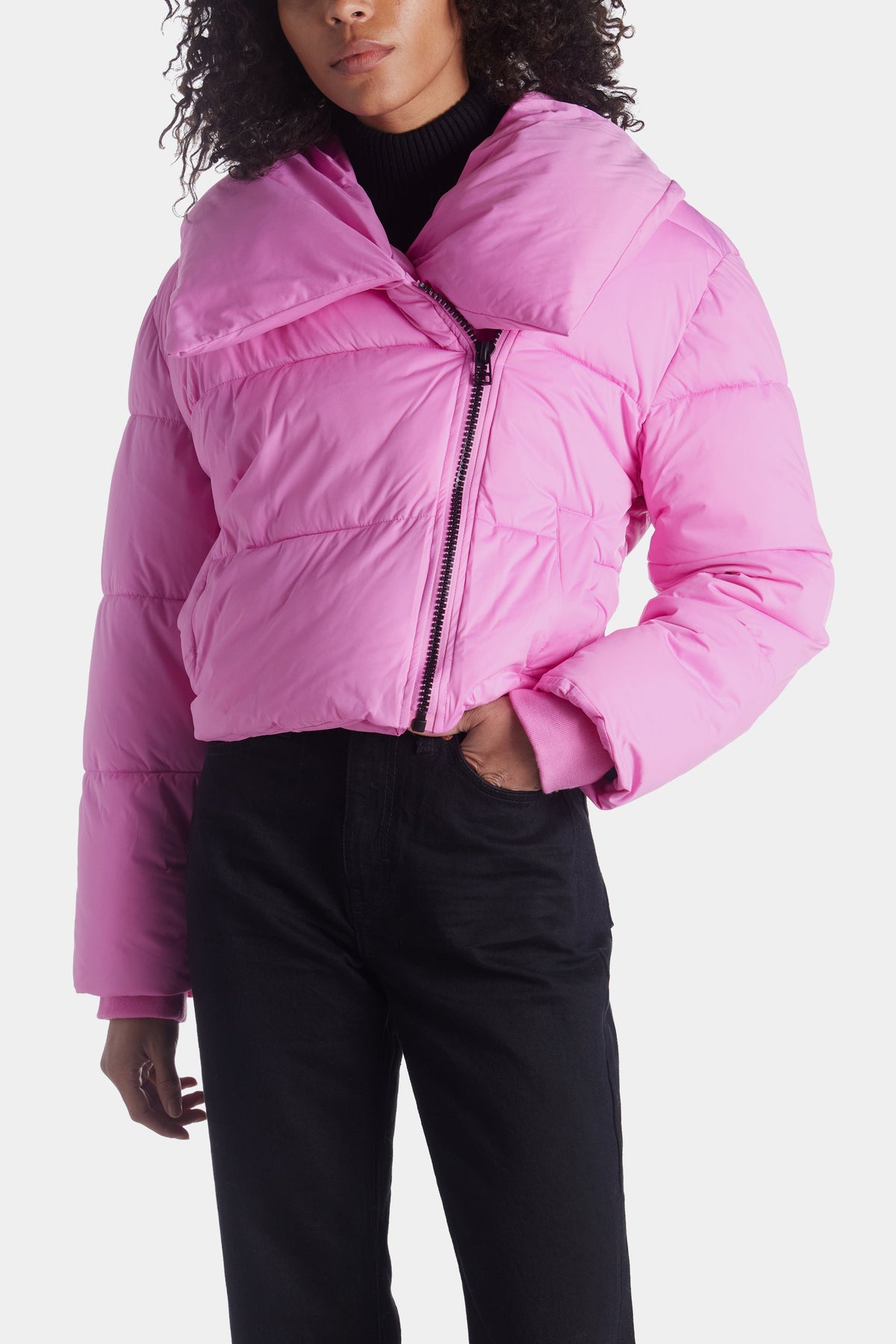 Groupie Love Women's Pink Crop Puffer Jacket